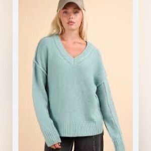 NWT S NEW IN Distressed inspired sage cable knit soft V neck sweater bohemian